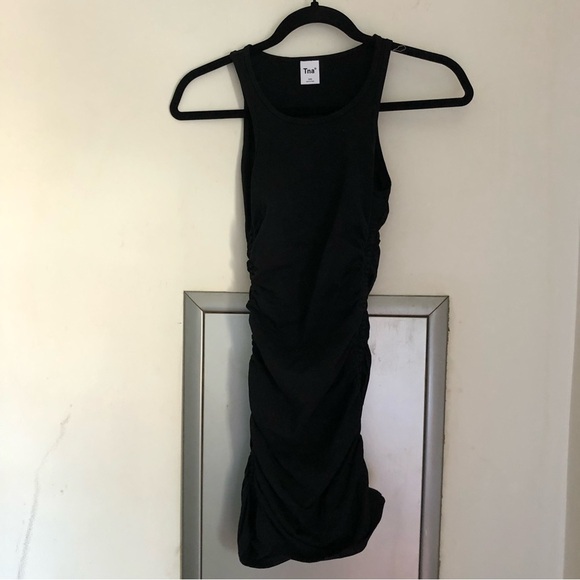TNA Aritzia TnaChill Malibu Dress - Picture 4 of 10
